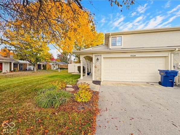1526 Roanoke Dr, Zionsville, IN 46077