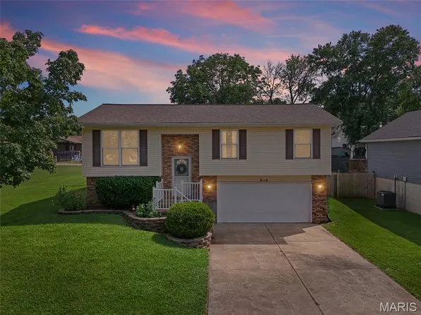 2116 Westmoreland Dr, Imperial, MO 63052