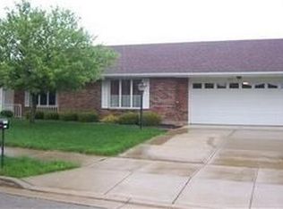 1511 Beekman Dr, Troy, OH 45373