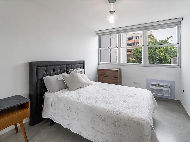 76 Kings Ct #503 — Photo 18
