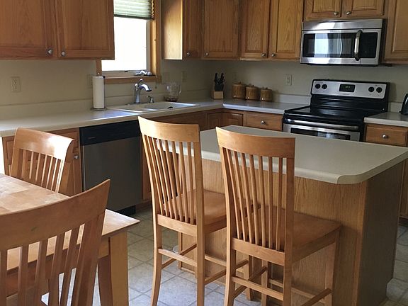 3rd image of 305 Plumwood Ct SW