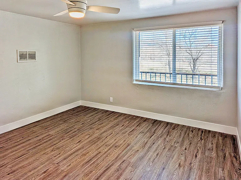 3737 Red Canon Ave #7 — Photo 30