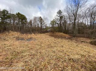 98 E Old Stage Rd, Albrightsville, PA 18210