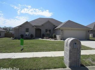 105 Pinnacle Dr, Bryant, AR 72022