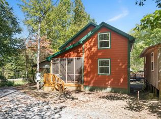 460 Sassafras Way, Cosby, TN 37722