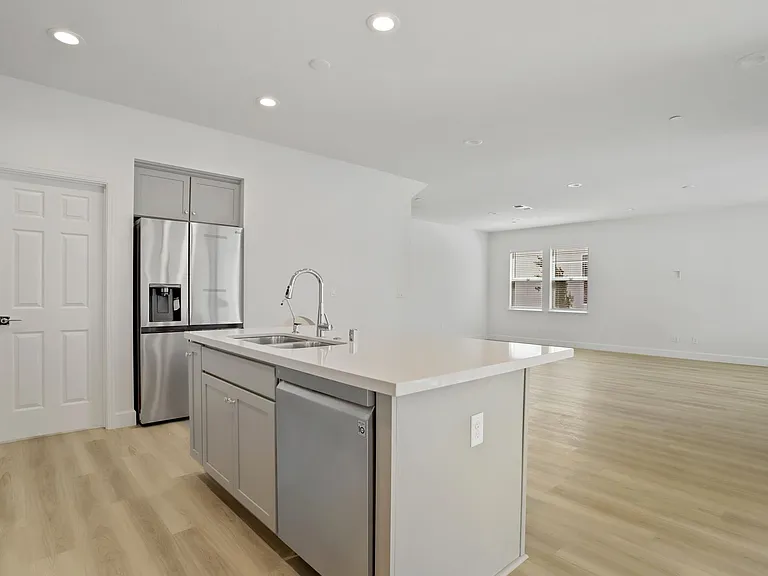 2926 Granger St — Photo 19