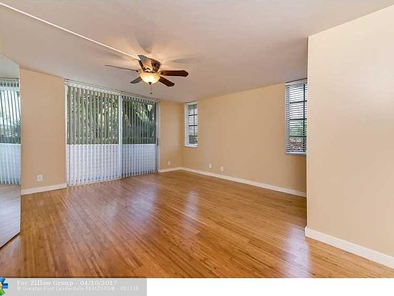 5th image of 4031 N Cypress Dr APT 106