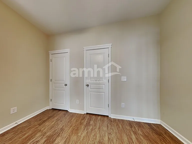13527 Provincial Ct — Photo 9