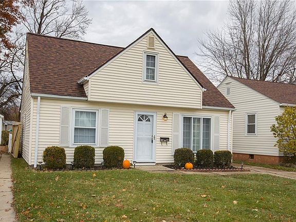 3rd image of 18700 Rockland Ave