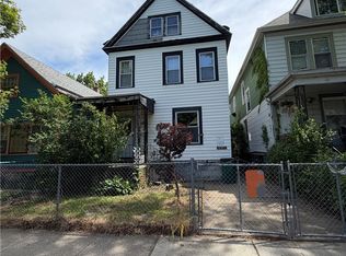 115 15th St, Buffalo, NY 14213