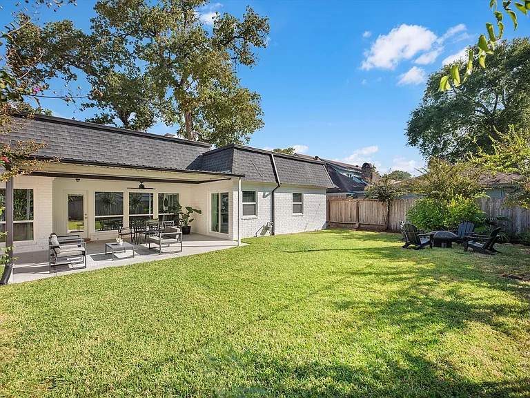 12539 Honeywood Trl — Photo 2