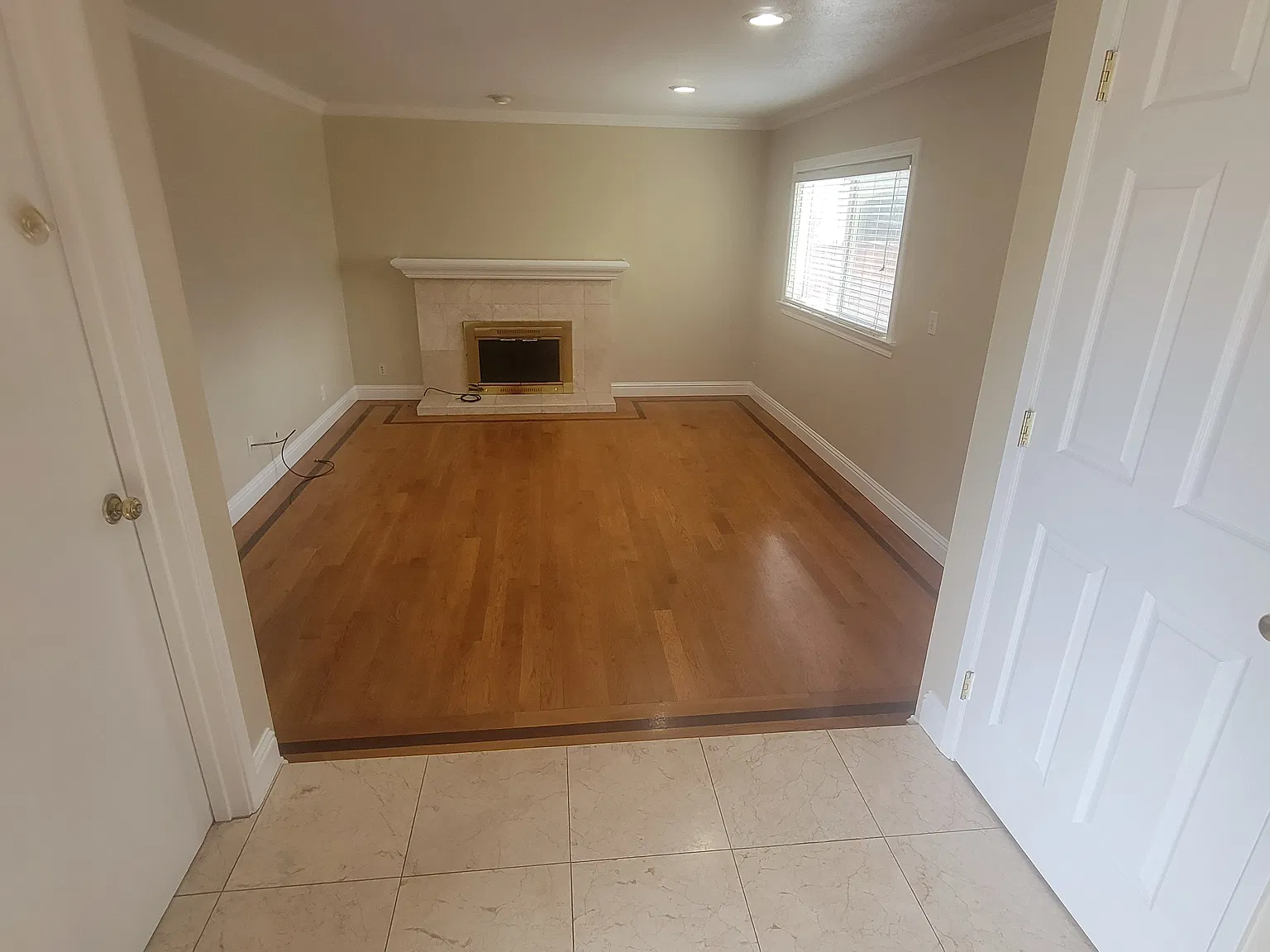 4 bed, 1321 sqft, $4,650 — Photo 3