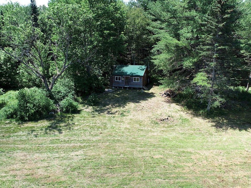 2nd image of 329 Dunbar Hill Rd