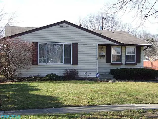 6517 Dobson Sq W photo 1