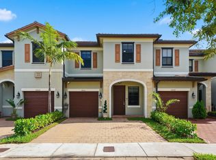 10441 W 32nd Lane, Hialeah, FL 33018