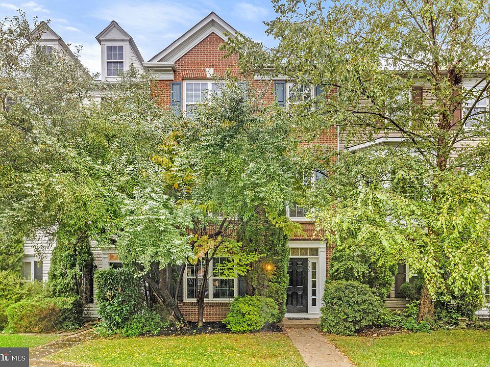 1st image of 5106 Village Fountain Pl