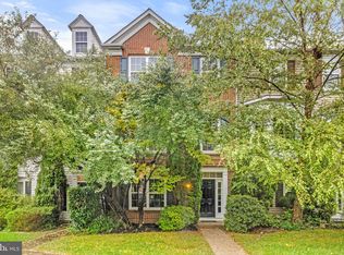 5106 Village Fountain Pl, Centreville, VA