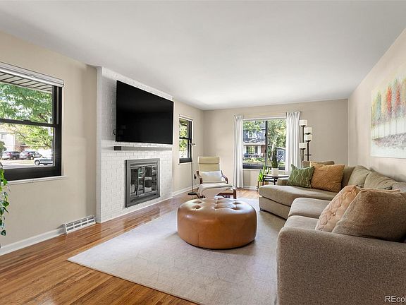 3rd image of 2409 S Leyden Street
