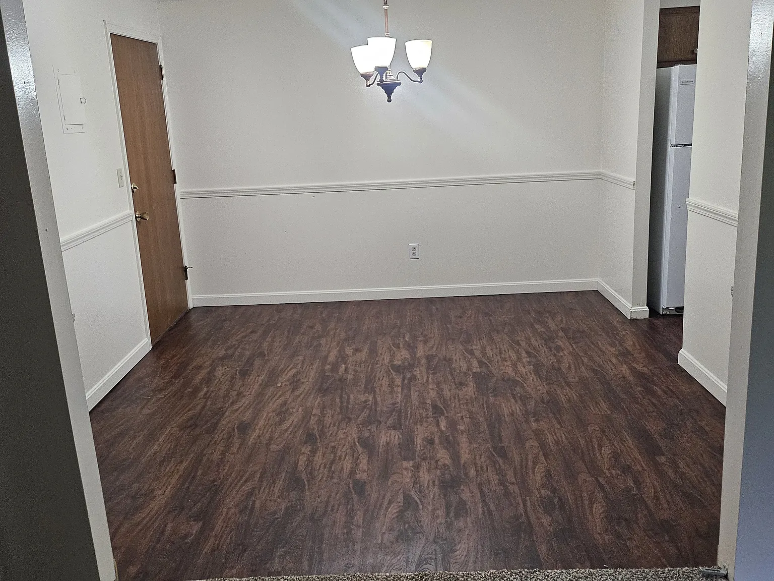 2 bed, 900 sqft, $1,995 — Photo 4