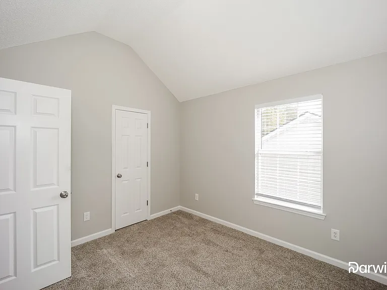5647 Sapphire Cir — Photo 12