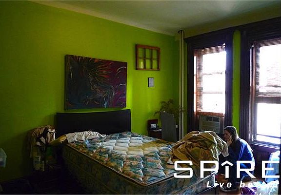 2nd image of 170 W 78th St APT 3C