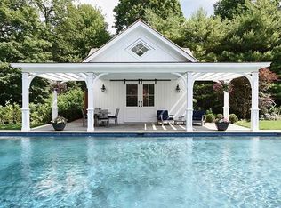 517 McCutcheon Rd, Hudson, WI 54016