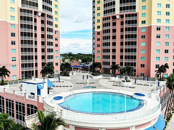 2743 1st St APT 406, Fort Myers, FL 33916