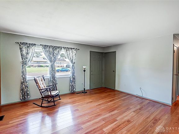 4th image of 6661 Southern Vista Dr