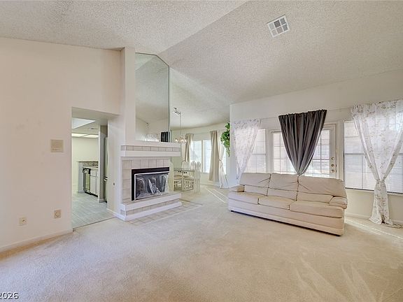3rd image of 666 Cervantes Dr