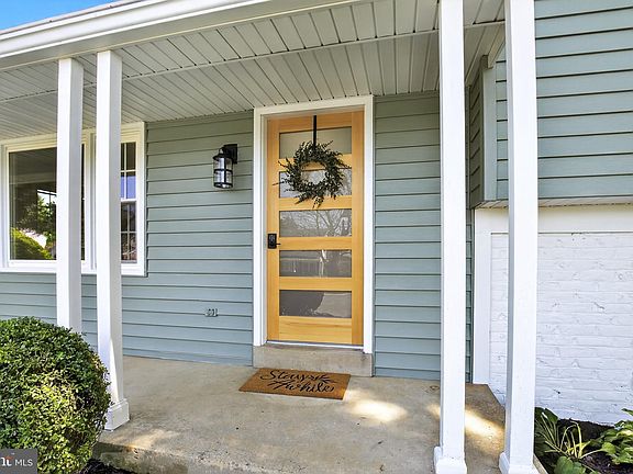 4th image of 341 Ashford Dr