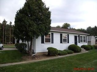 1051 Warren Dr, Caro, MI 48723