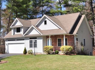 6 River Town Rd, Windsor, CT 06095