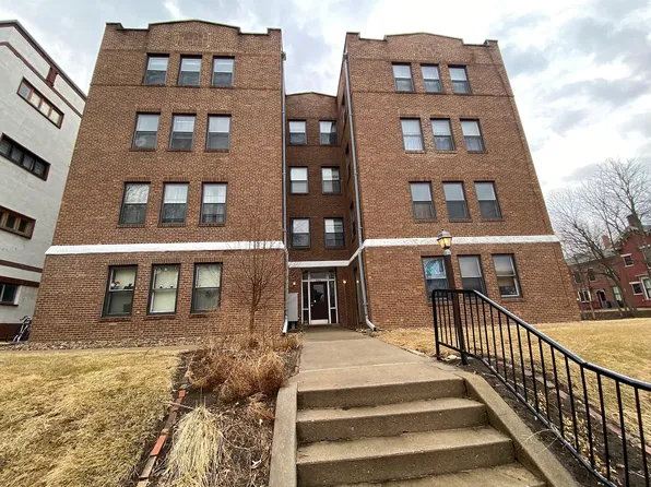 232 S Summit St #D-4, Iowa City, IA 52240