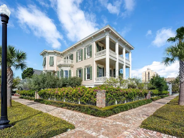 523 10th St, Galveston, TX 77550