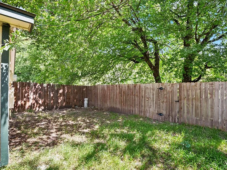 13309 Saddlebrook Trl #A — Photo 13