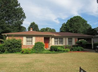 1513 S White Station Rd, Memphis, TN 38117