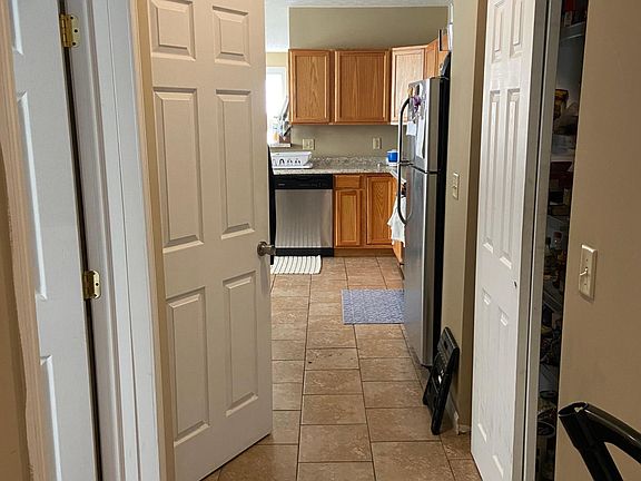 5th image of 2536 Adams Ave