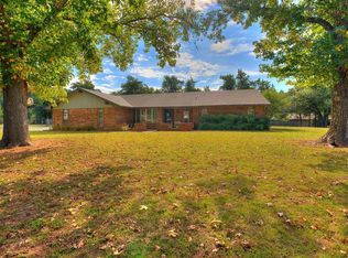 4008 E Blue Ridge Rd, Edmond, OK 73034