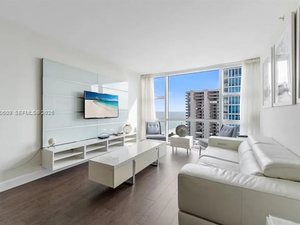 6801 Collins Avenue Cu #LPH10