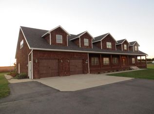 710 Riverwood Ct, Elgin, MN 55932
