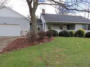 4671 52nd St, Holland, MI 49423