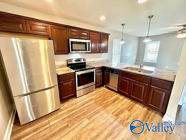 1089 Burwell Rd #F1 — Photo 7
