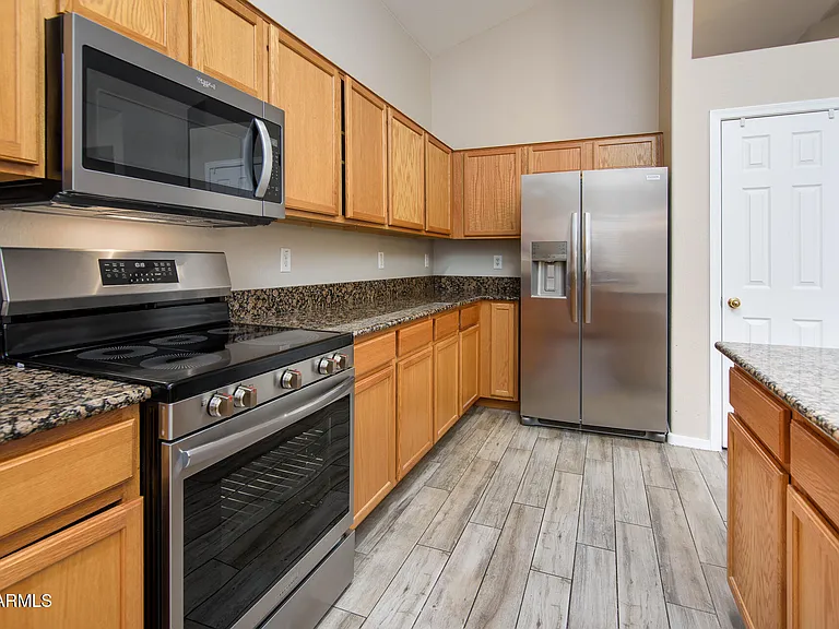 43395 W Wild Horse Trl — Photo 15