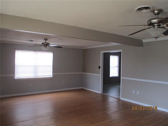 2nd image of 4910 S 6th St