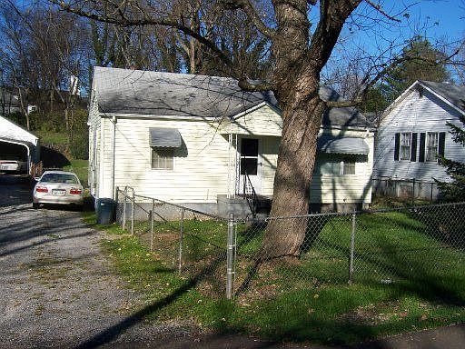 4th image of 135 Wynn Ave