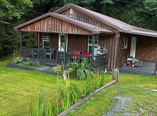7 Cole St, Ansted, WV 25812