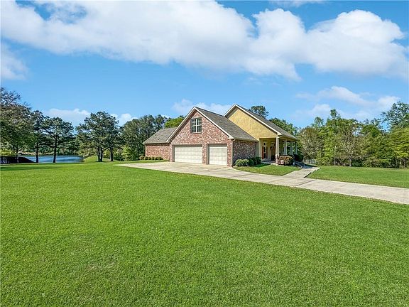 2nd image of 81163 Blue Heron Dr