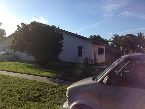 4th image of 6531 SW 7th Pl