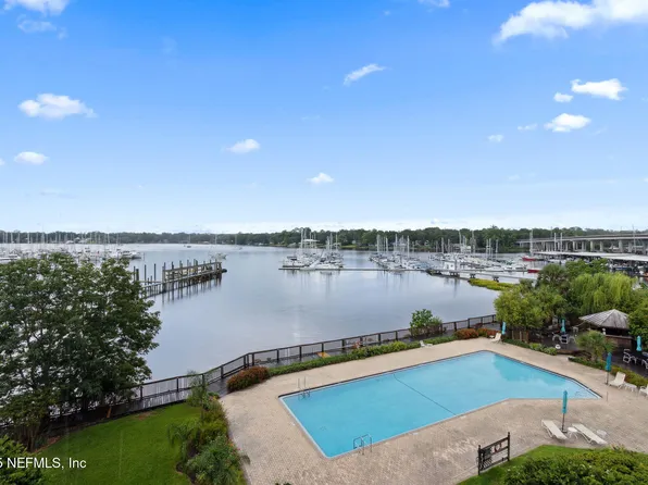 4401 LAKESIDE Drive #404, Jacksonville, FL 32210