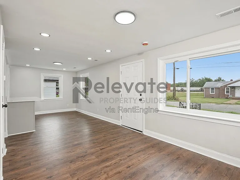3605 South St — Photo 8
